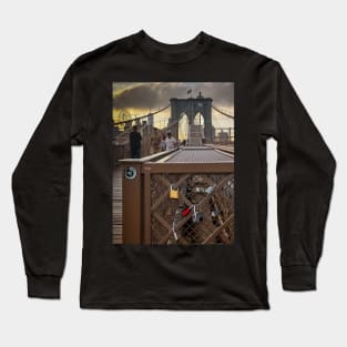 Brooklyn Bridge Sunset Manhattan Skyline NYC Long Sleeve T-Shirt